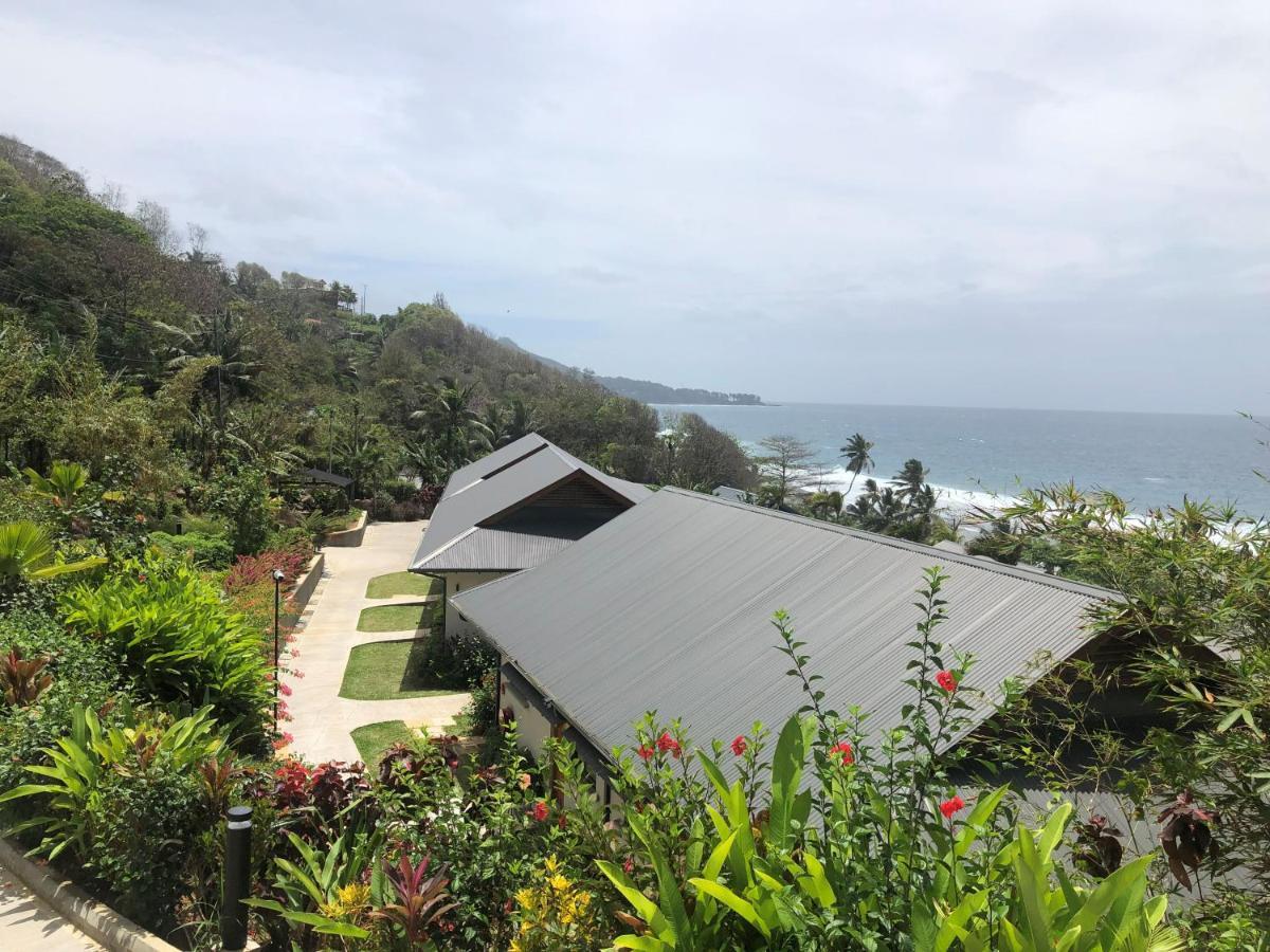 Paradise Chalets Yoga & Wellness Takamaka Bagian luar foto