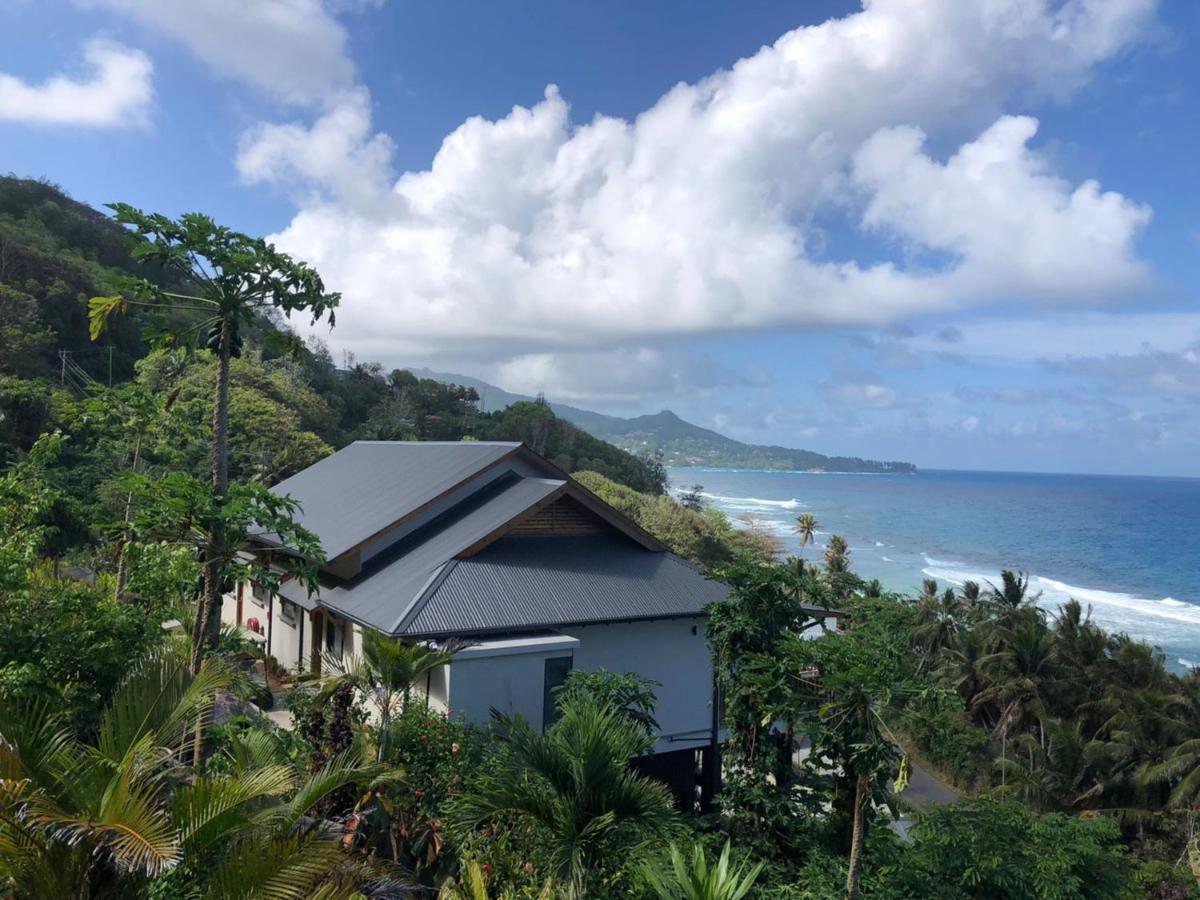 Paradise Chalets Yoga & Wellness Takamaka Bagian luar foto