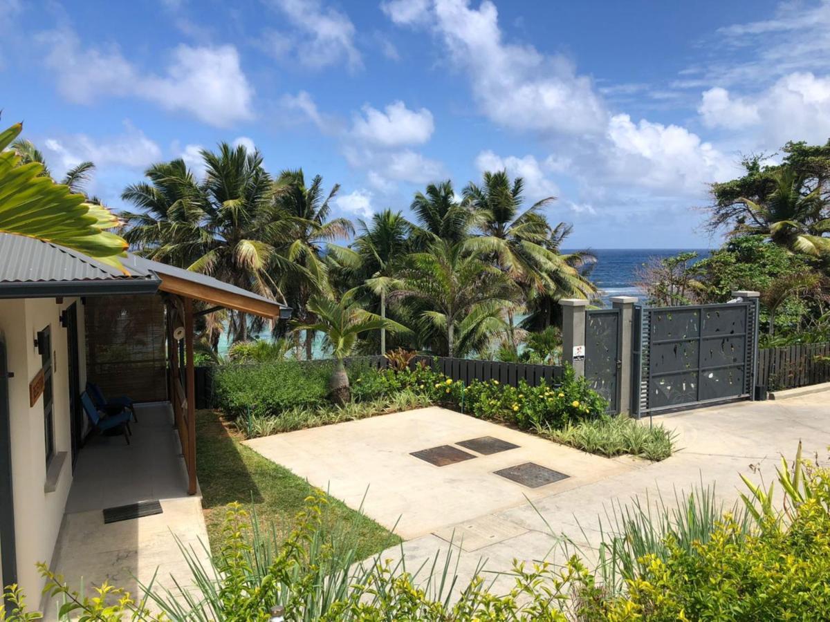 Paradise Chalets Yoga & Wellness Takamaka Bagian luar foto
