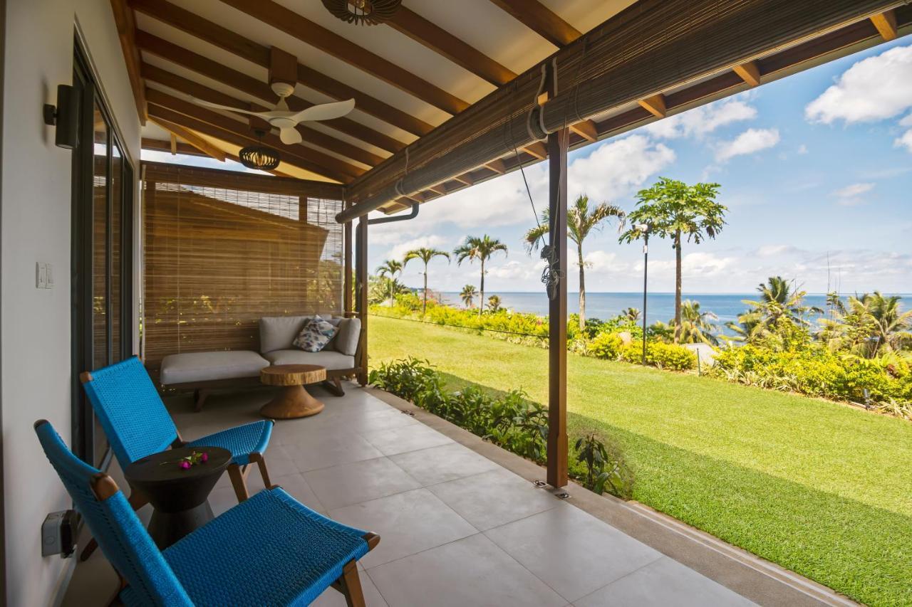 Paradise Chalets Yoga & Wellness Takamaka Bagian luar foto