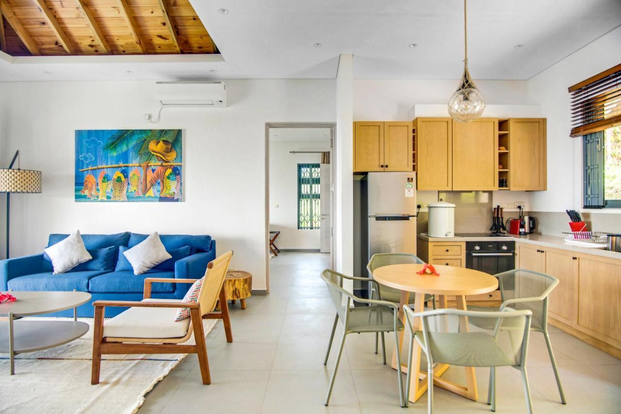 Paradise Chalets Yoga & Wellness Takamaka Bagian luar foto