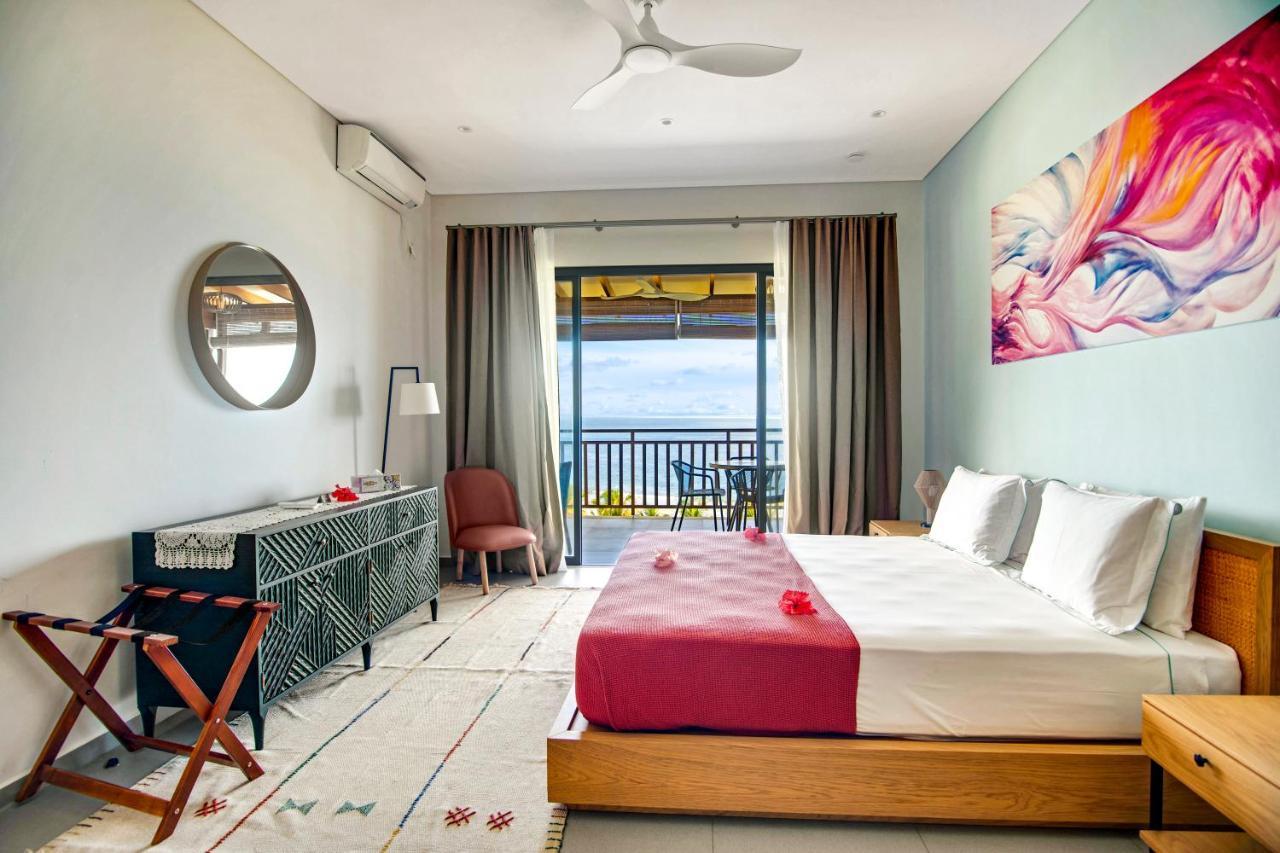 Paradise Chalets Yoga & Wellness Takamaka Bagian luar foto